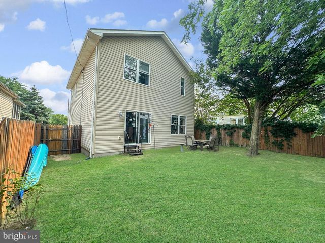 8414 BEDFORD RD, Pasadena, MD 21122