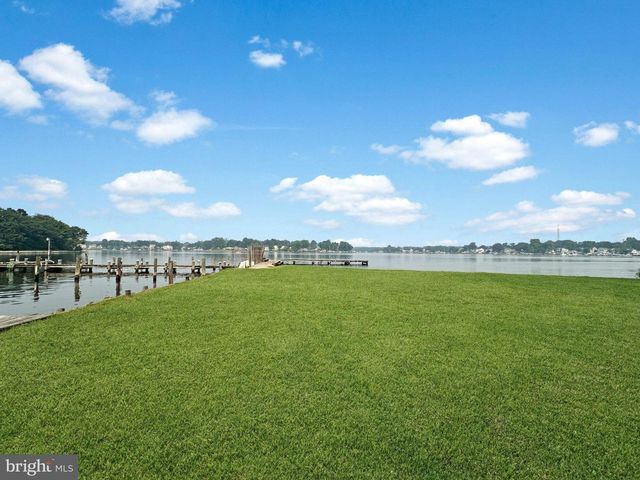 8414 BEDFORD RD, Pasadena, MD 21122