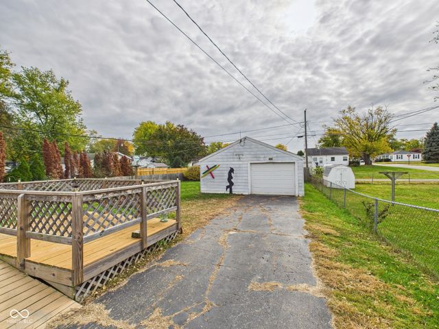 309 E 34th Street, Anderson, IN 46013