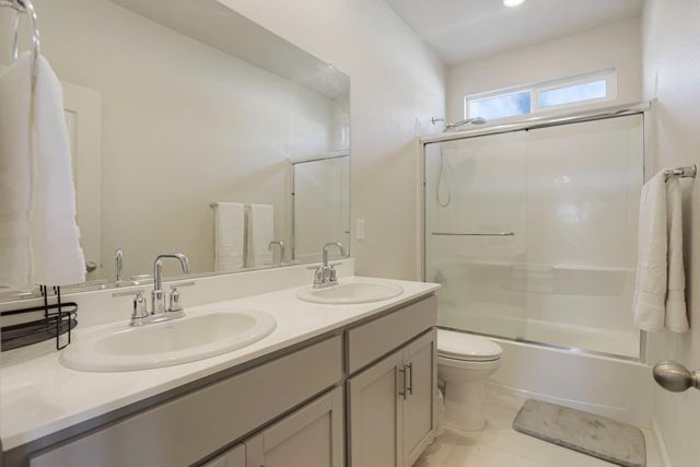 6949 Foraker Dr, Stockton, CA 95219