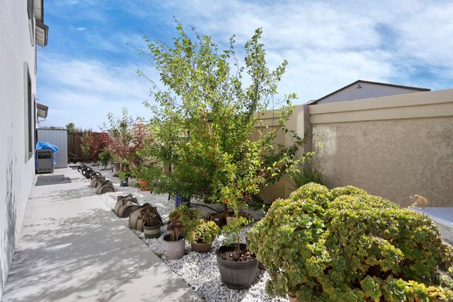 6949 Foraker Dr, Stockton, CA 95219