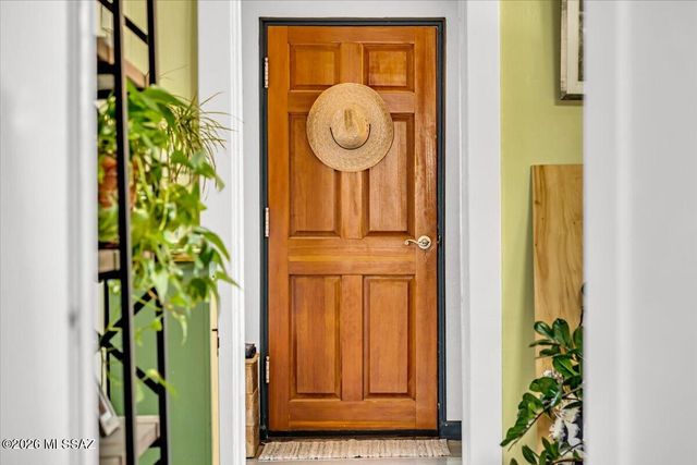 1424 N 5th Avenue, Tucson, AZ 85705