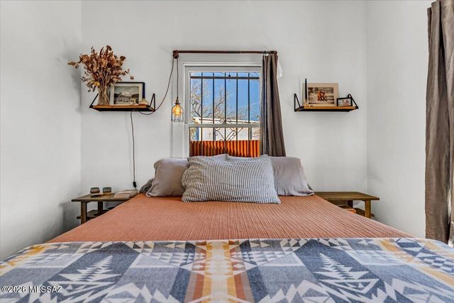 1424 N 5th Avenue, Tucson, AZ 85705