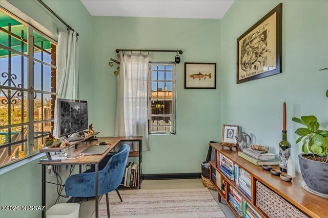 1424 N 5th Avenue, Tucson, AZ 85705