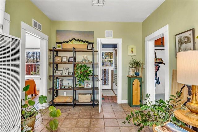 1424 N 5th Avenue, Tucson, AZ 85705