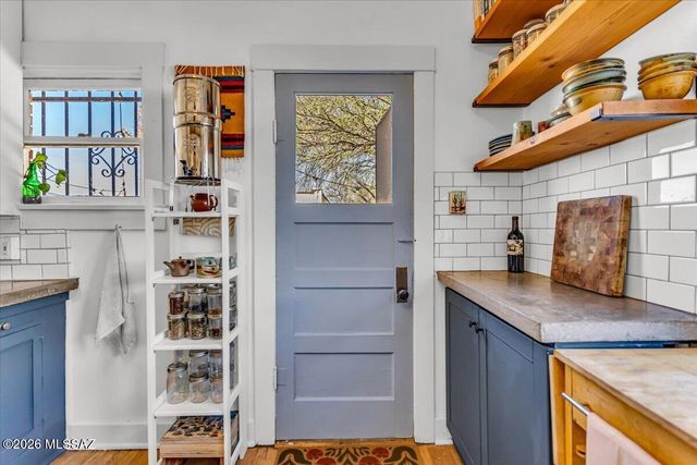 1424 N 5th Avenue, Tucson, AZ 85705