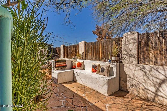 1424 N 5th Avenue, Tucson, AZ 85705