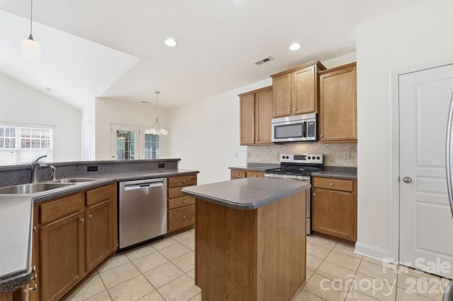 5007 Symphony Lane 311, Indian Trail, NC 28079