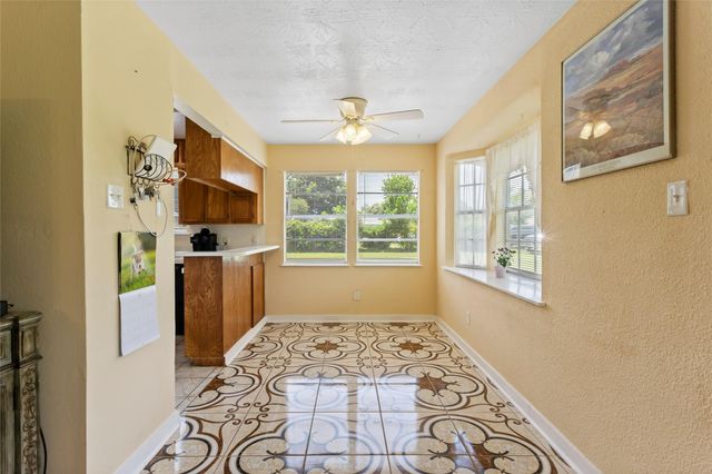 4444 18th Street, Bacliff, TX 77518