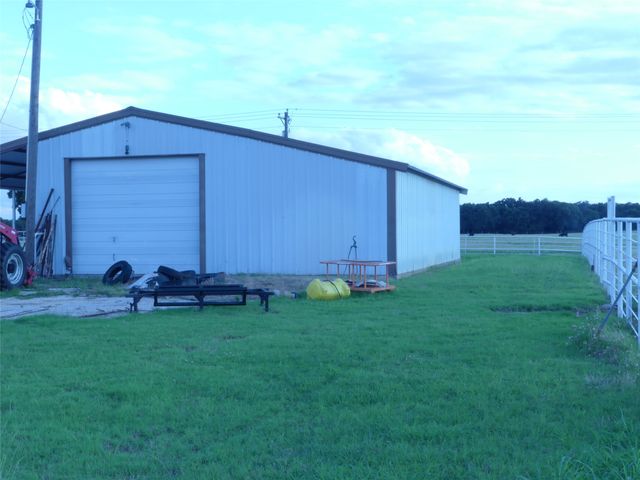 644 Macs Grocery Road, Bowie, TX 76230
