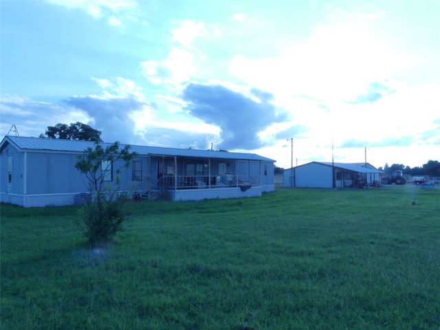 644 Macs Grocery Road, Bowie, TX 76230