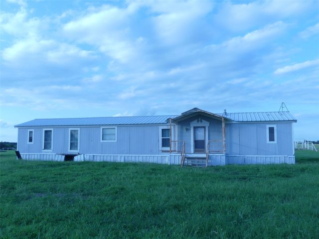 644 Macs Grocery Road, Bowie, TX 76230