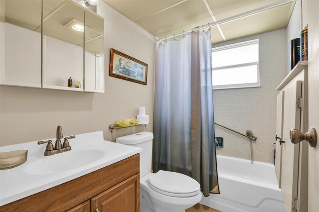 220 Flanders 220, Delray Beach, FL 33484