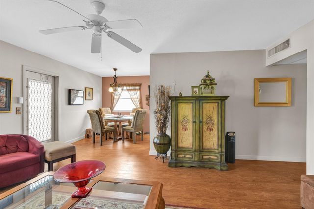 220 Flanders 220, Delray Beach, FL 33484