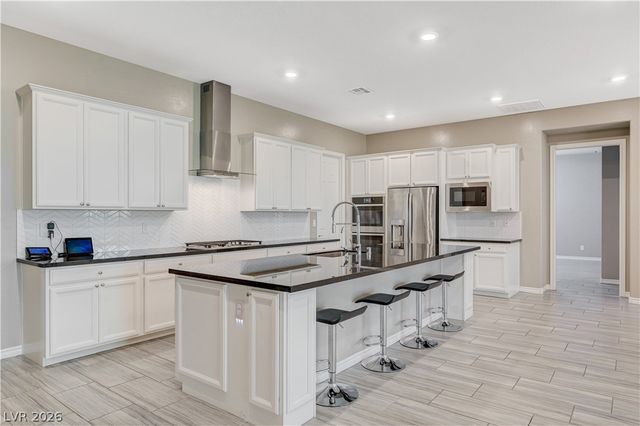 9938 Cambridge Brook Avenue, Las Vegas, NV 89149