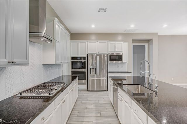 9938 Cambridge Brook Avenue, Las Vegas, NV 89149