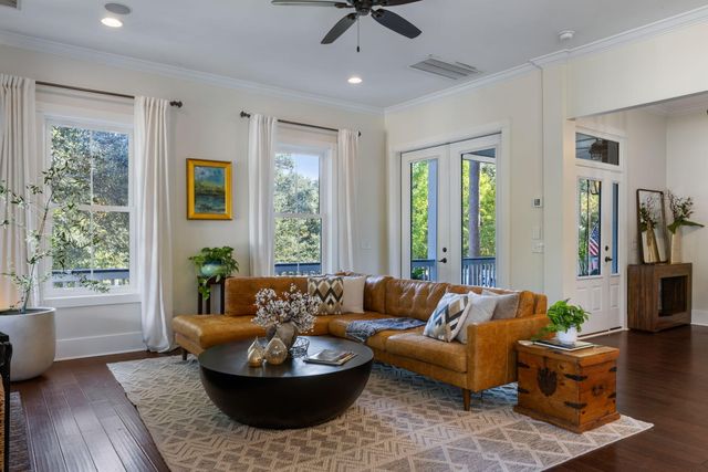 2112 Parkway Drive, Charleston, SC 29412
