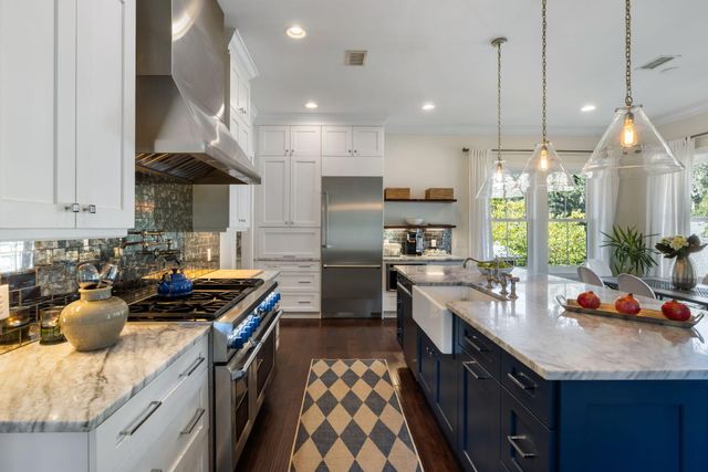 2112 Parkway Drive, Charleston, SC 29412