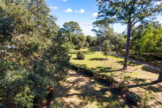 2112 Parkway Drive, Charleston, SC 29412