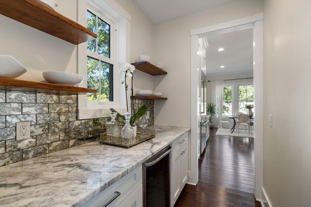 2112 Parkway Drive, Charleston, SC 29412