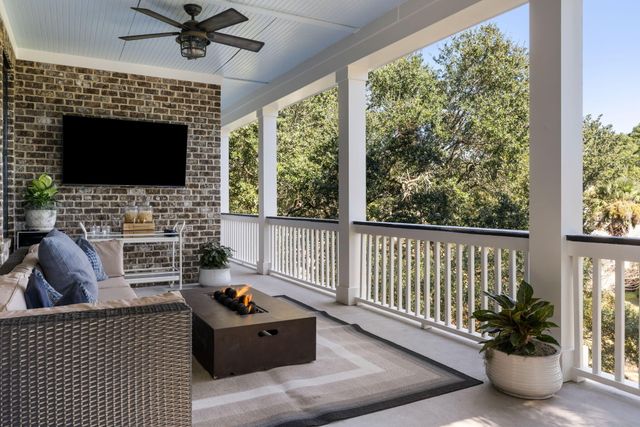 2112 Parkway Drive, Charleston, SC 29412