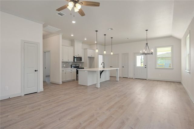 1508 Echols, Bryan, TX 77801