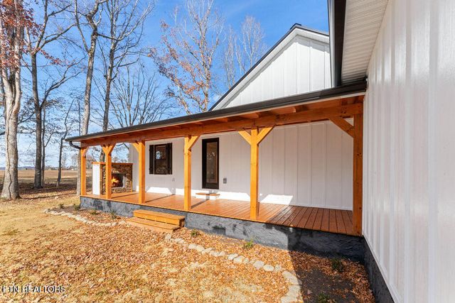 231 Sunset Boulevard, White Pine, TN 37890