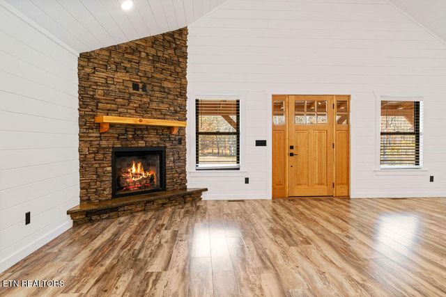 231 Sunset Boulevard, White Pine, TN 37890