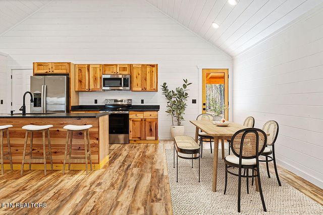 231 Sunset Boulevard, White Pine, TN 37890