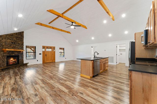 231 Sunset Boulevard, White Pine, TN 37890