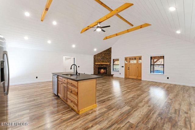 231 Sunset Boulevard, White Pine, TN 37890