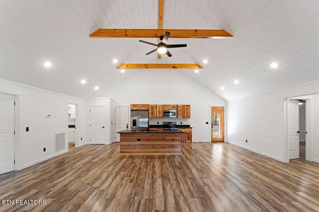 231 Sunset Boulevard, White Pine, TN 37890