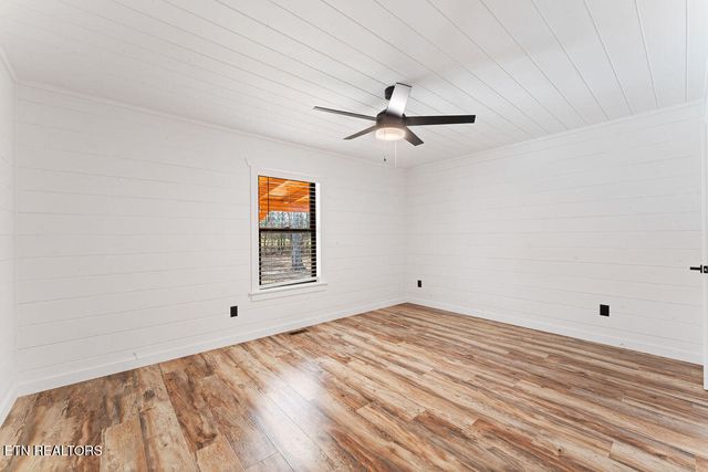 231 Sunset Boulevard, White Pine, TN 37890