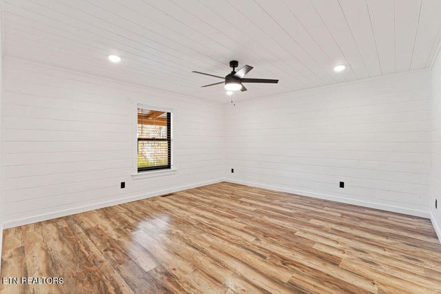 231 Sunset Boulevard, White Pine, TN 37890