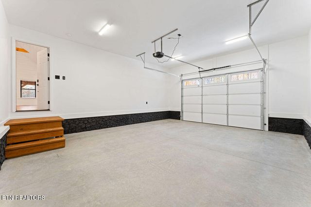 231 Sunset Boulevard, White Pine, TN 37890