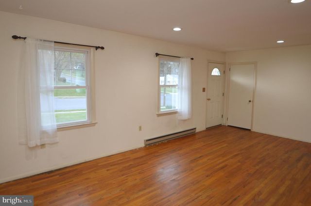 401 LEMON ST, Elizabethtown, PA 17022