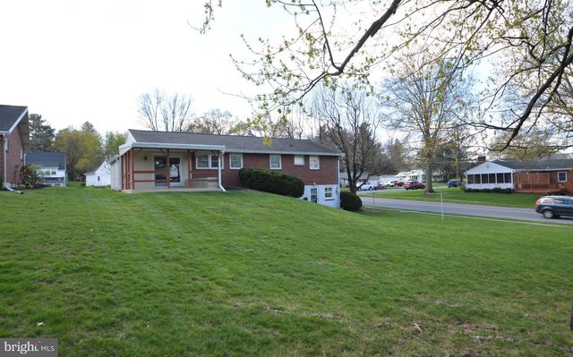 401 LEMON ST, Elizabethtown, PA 17022