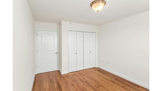 15031 12th Ave Apt 301, New York City, NY 11357
