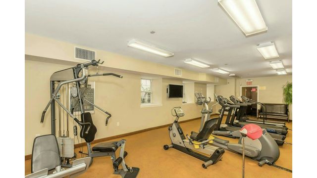 15031 12th Ave Apt 301, New York City, NY 11357