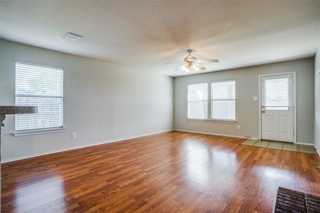 821 Oak Hollow Lane, Anna, TX 75409