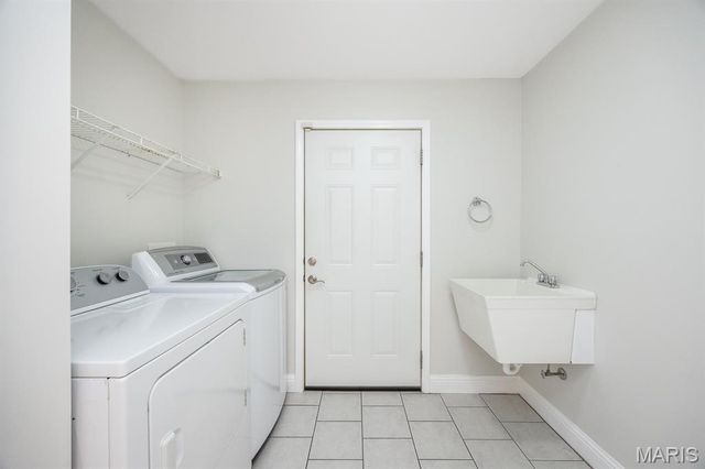 707 Wheatfield Road, O'fallon, IL 62269