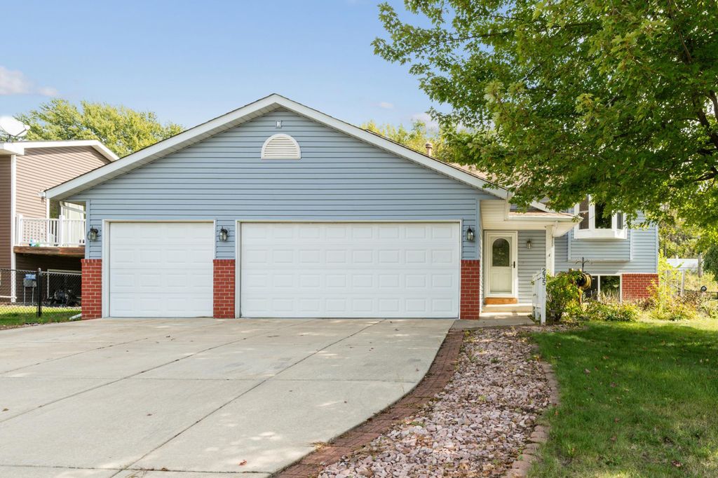 235 Tiffany Drive, Hastings, MN 55033
