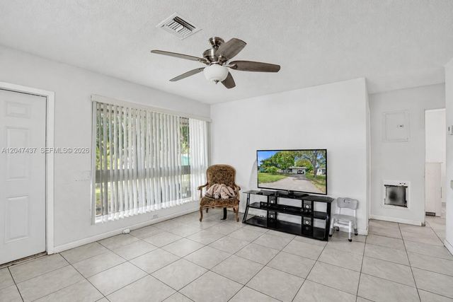 6358 SW 20th Ct, Miramar, FL 33023
