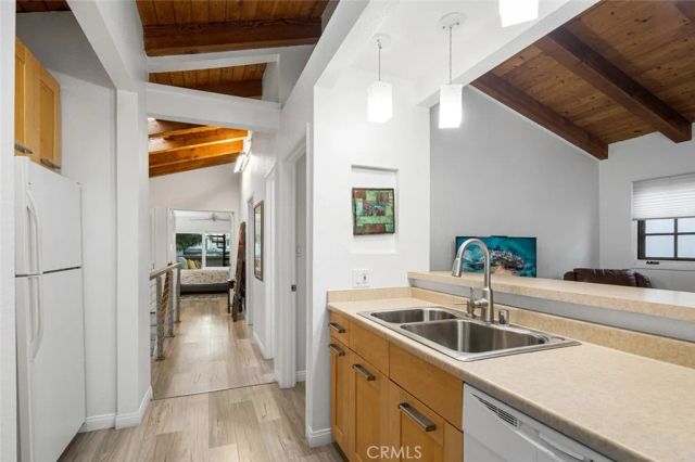 111 Geneva Walk, Long Beach, CA 90803