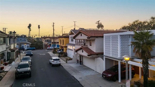 111 Geneva Walk, Long Beach, CA 90803