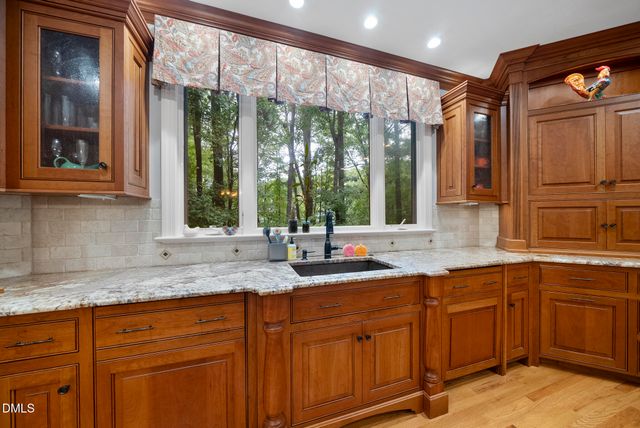 128 Wheatsbury Drive, Cary, NC 27513