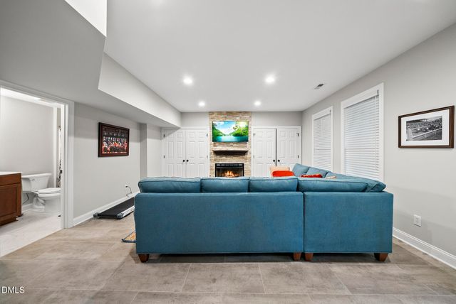 128 Wheatsbury Drive, Cary, NC 27513