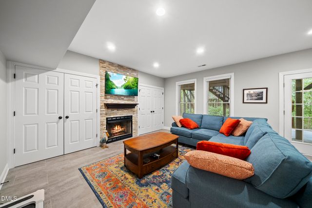 128 Wheatsbury Drive, Cary, NC 27513