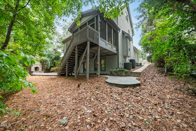 128 Wheatsbury Drive, Cary, NC 27513