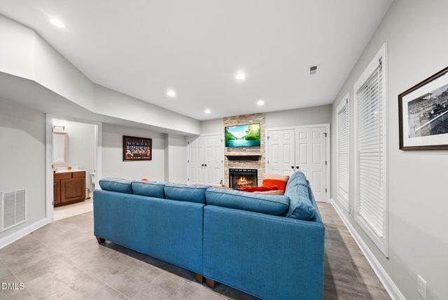 128 Wheatsbury Drive, Cary, NC 27513